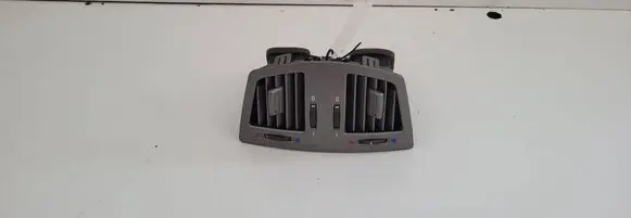 BMW 7 E65 E66 Rear air vent grill 7002395