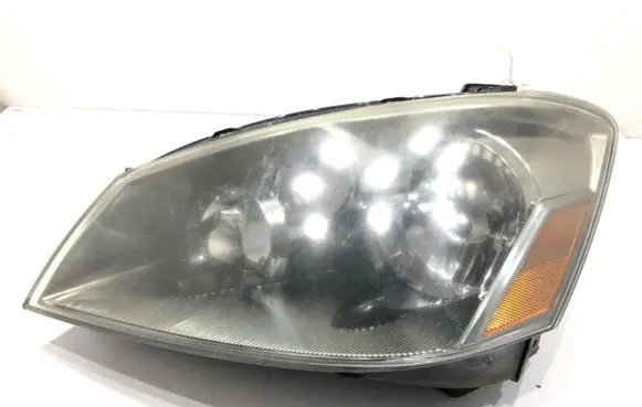 Nissan Altima Headlight/headlamp