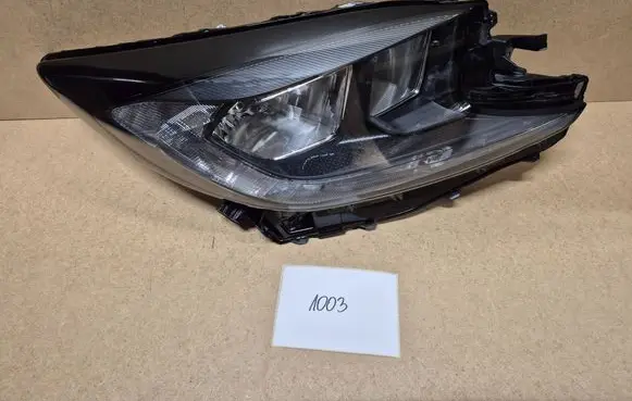 Toyota Aygo X Headlight/headlamp 0H31