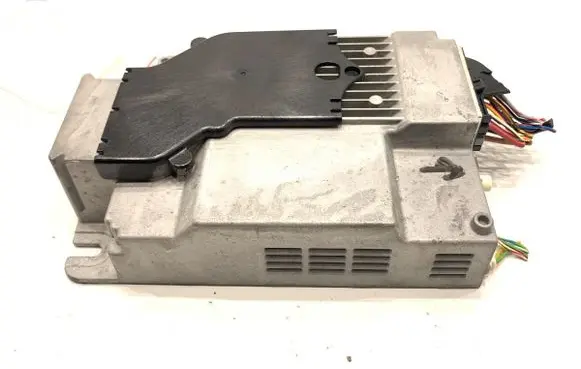 BMW 5 G30 G31 G38 Sound amplifier 5A3AF32