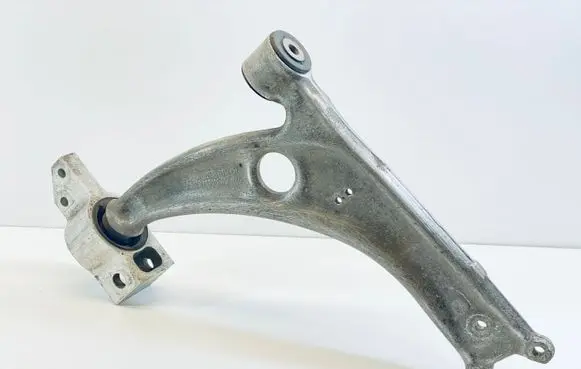 Volkswagen PASSAT B6 Front lower control arm/wishbone 3C0407153B 3C0199231A 1K0407182