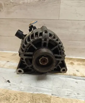 Ford Fiesta Generator/alternator 3S6TAC