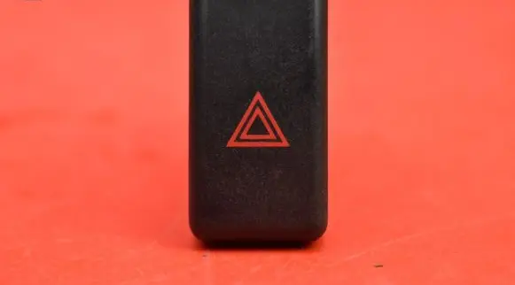 Mazda 3 I Hazard light switch 03750330