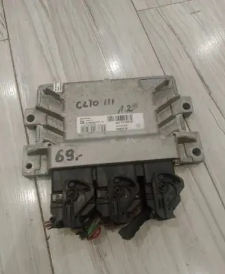 Renault Clio III Engine control unit/module ECU S180042157A