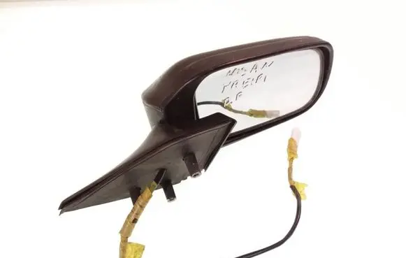 Nissan Prairie Front door electric wing mirror E130187357