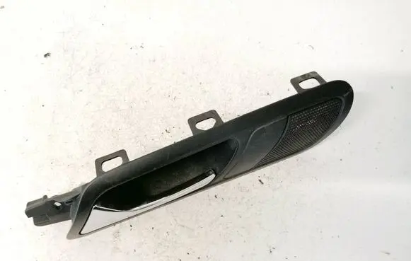 Volkswagen PASSAT B6 Rear door interior handle 3C4839113