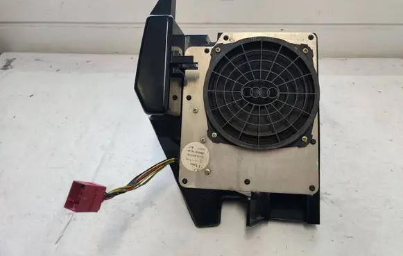 Audi A3 S3 8L Subwoofer speaker 8L0035381G 3229142 491341029601