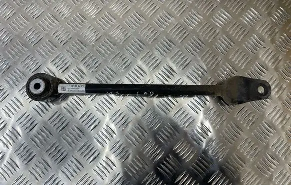 Tesla Model 3 Rear upper control arm/wishbone 104444100F
