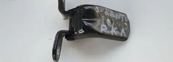 KIA Sorento Front door lower hinge 