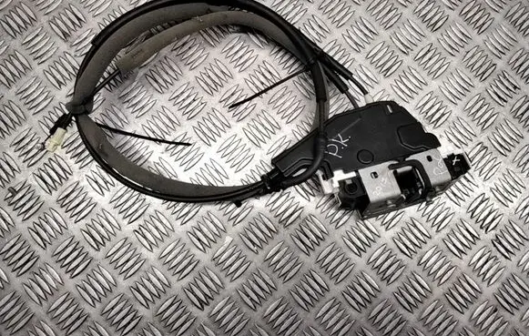 Chrysler Pacifica Front door lock P04589916AE