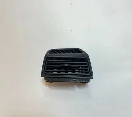 Fiat Grande Punto Air vent grill in roof 
