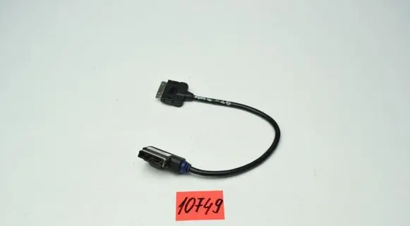 Audi A6 S6 C6 4F iPod connector socket 4F0051510K