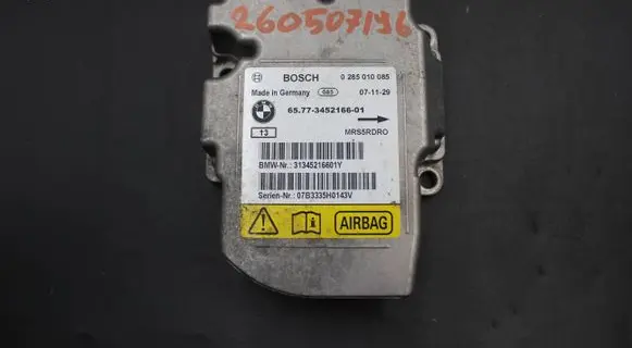 BMW X3 E83 Airbag control unit/module 3452166 0285010085 071129