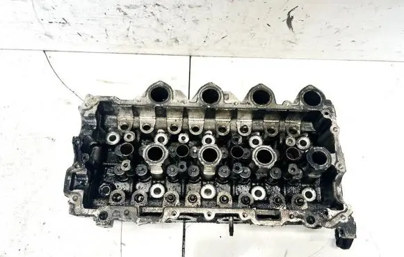Peugeot 207 Engine head 6955911480