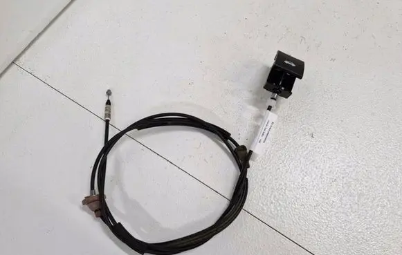 Fiat 500X Engine bonnet/hood lock release cable 