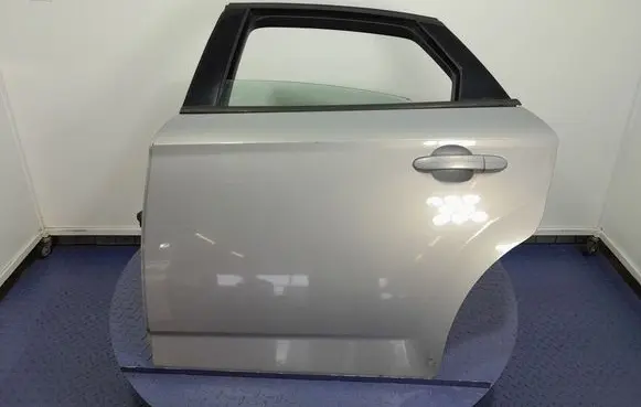 Ford Mondeo MK IV Rear door