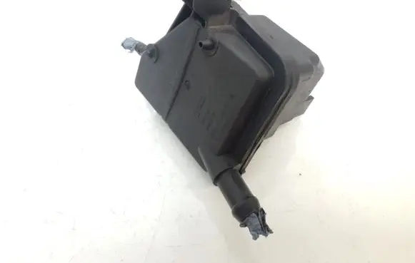 Audi A3 S3 8L Power steering fluid tank/reservoir 1J0422371B