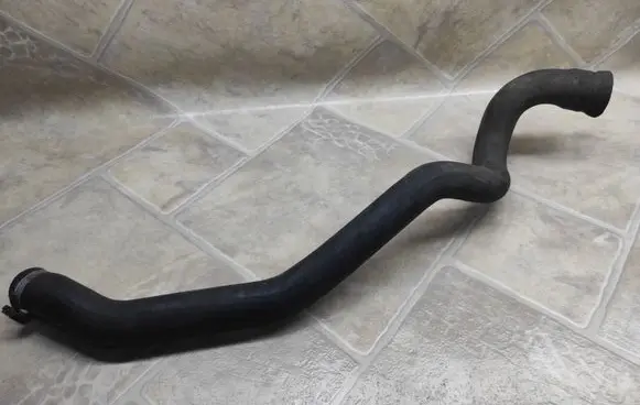 Volvo S80 Engine coolant pipe/hose