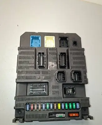 Citroen C4 I Picasso Fuse module 9659285580 BSI2004P080
