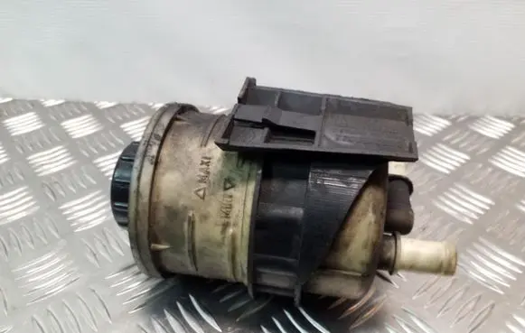 Opel Vivaro Power steering fluid tank/reservoir 7700782884