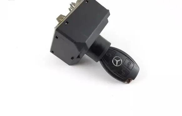 Mercedes-Benz V Class W447 Ignition lock A4479004505