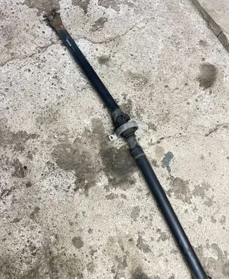 BMW 1 E81 E87 Drive shaft (set) 7537311