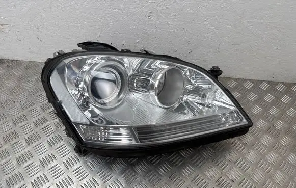 Mercedes-Benz ML W164 Headlight/headlamp