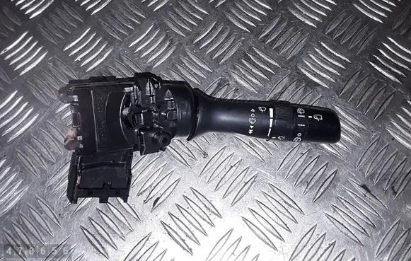 Toyota Verso Wiper switch 17F525