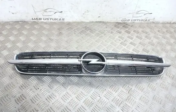 Opel Vectra C Front bumper upper radiator grill 464192822 13139871