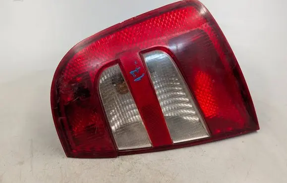 Skoda Fabia Mk1 (6Y) Rear/tail lights 6Y6945096B