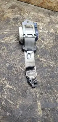 Audi TT TTS Mk2 Rear seatbelt 8j8857806b