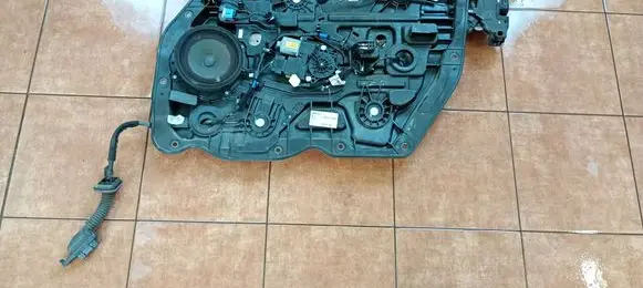 KIA Ceed Front door electric window regulator 82480A2110 000028 06172254