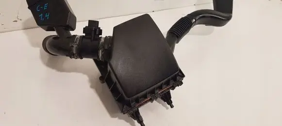 Opel Corsa E Air filter cleaner box bracket assembly 