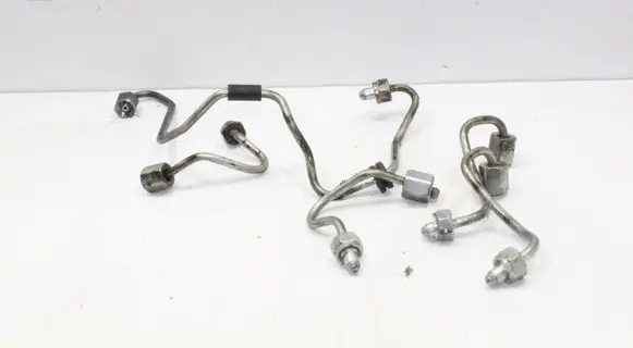 Mini Cooper Countryman R60 Fuel injector supply line/pipe 