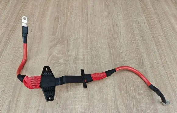 BMW 4 G22 G23 G24 G26 Positive cable (battery) 8711311