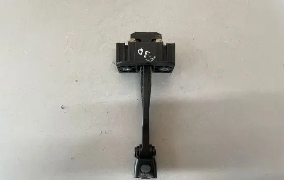 BMW 3 F30 F35 F31 Front door check strap stopper 7311339