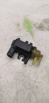Volkswagen Golf VI Turbo solenoid valve 1K0906627B
