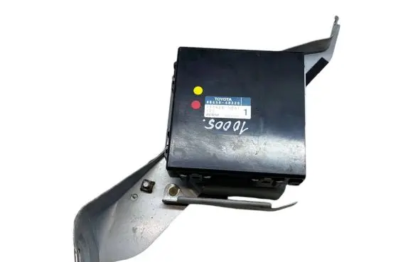 Lexus RX 330 - 350 - 400H Power steering control unit/module 8865048220 1776005031