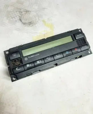 Volkswagen PASSAT B5.5 Climate control unit 3B1907044C 5HB00813900