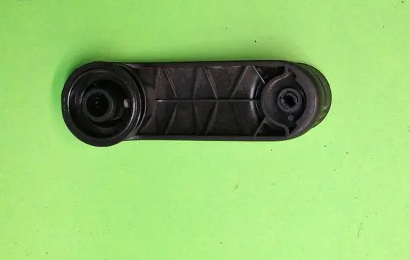 Renault Clio IV Rear door window winding handle 8200673745