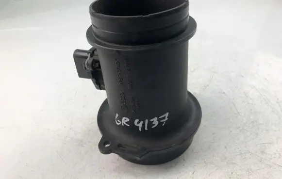 Audi A6 S6 C6 4F Mass air flow meter 059906461K