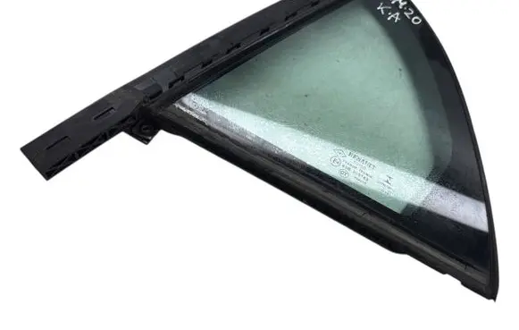 Renault Megane IV Rear door window glass 822212176R 822218489R