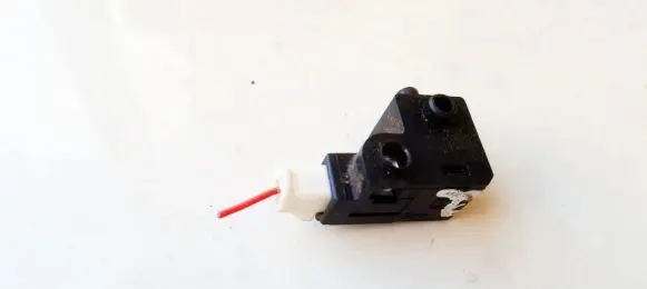 Brake pedal sensor switch