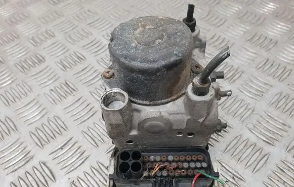 Toyota RAV 4 (XA20) ABS Pump 4451042080 1338000020