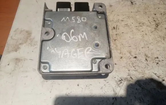 Chrysler Voyager Airbag control unit/module 04727374AF