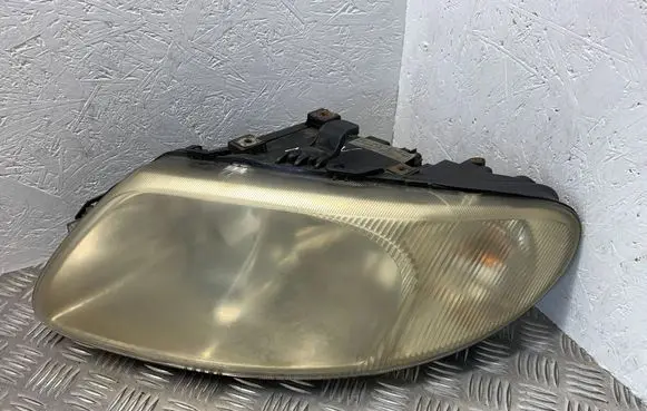 Chrysler Grand Voyager IV Headlight/headlamp 04857711AB 5875100000