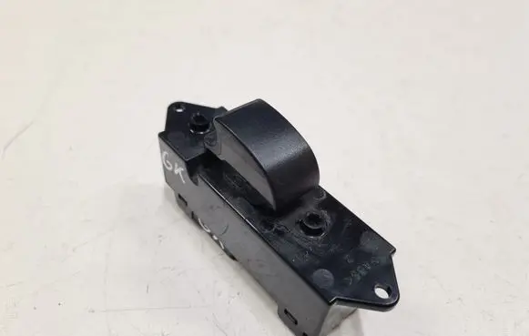 Mitsubishi Outlander Electric window control switch 8608A063 C8DD604M