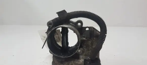 Volvo V70 Throttle valve 8692720 0281002701