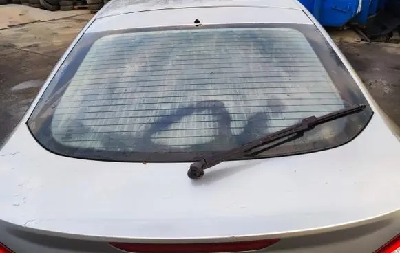 Ford Mondeo MK IV Tailgate/trunk/boot lid