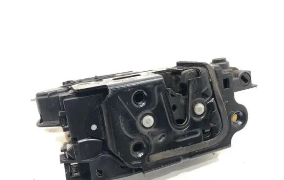 Seat Ibiza IV (6J,6P) Rear door lock 6J0839016A